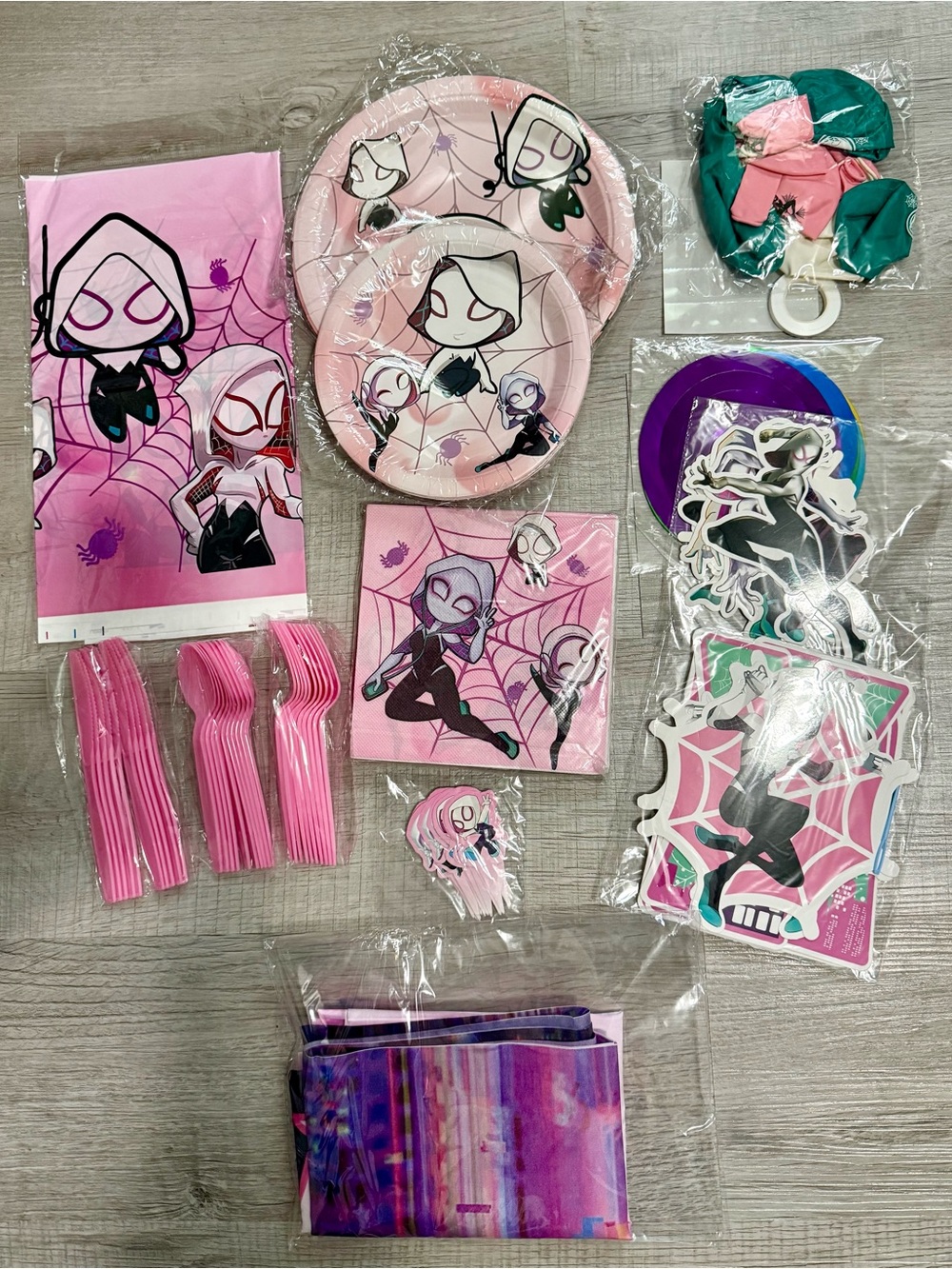 Spider-Girl Kids Party Supplies Pack - Pink